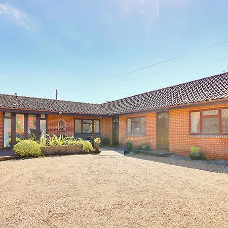 Irenic Lodge Netley Екстер'єр фото