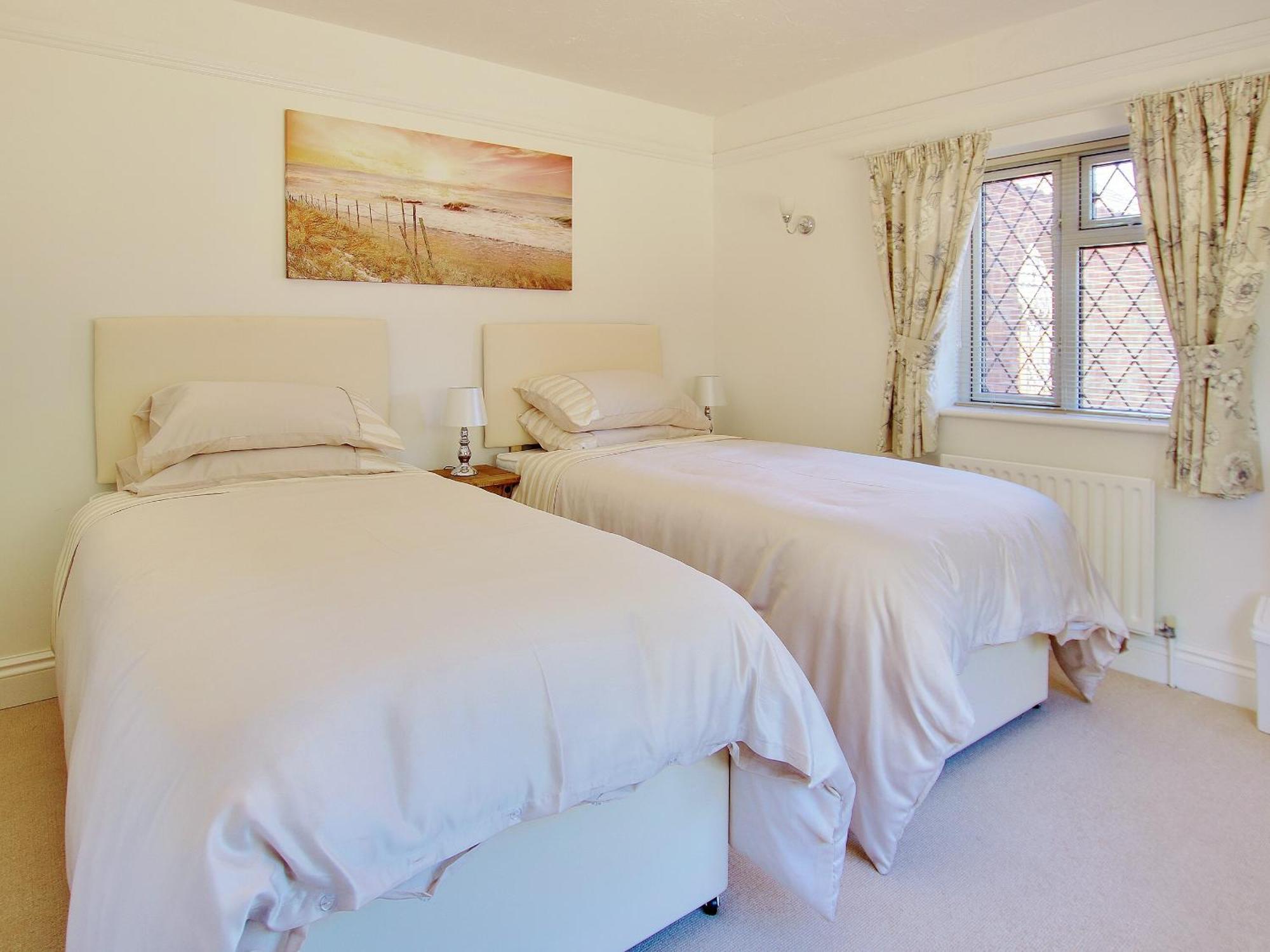 Irenic Lodge Netley Екстер'єр фото